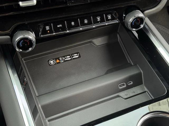 new 2026 Chevrolet Suburban car, priced at $78,598