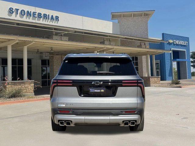 new 2025 Chevrolet Traverse car, priced at $39,104