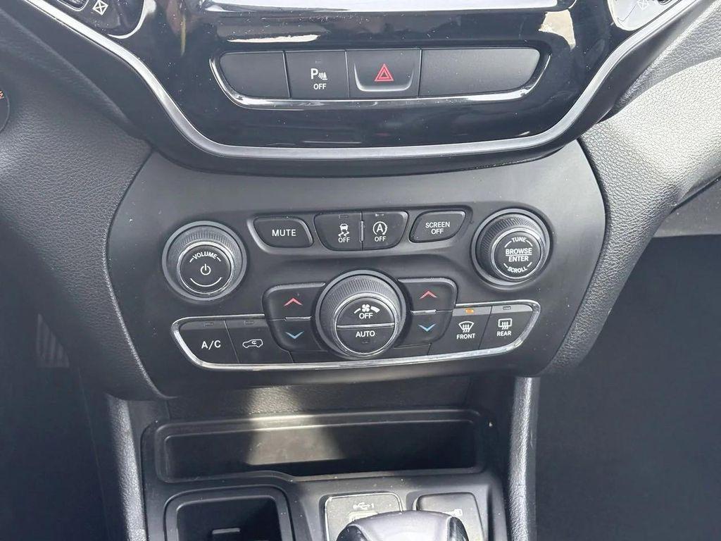 used 2019 Jeep Cherokee car, priced at $18,250