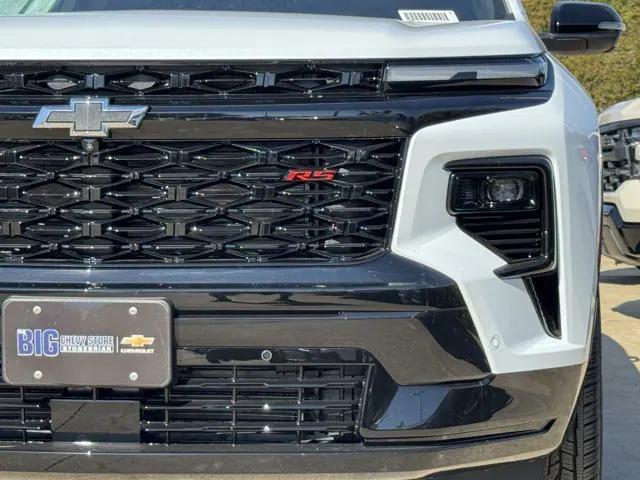 new 2026 Chevrolet Traverse car, priced at $53,811