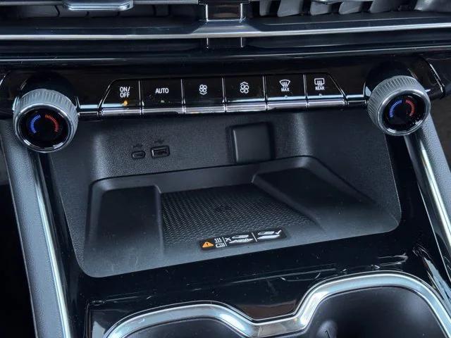 new 2026 Chevrolet Traverse car, priced at $53,811