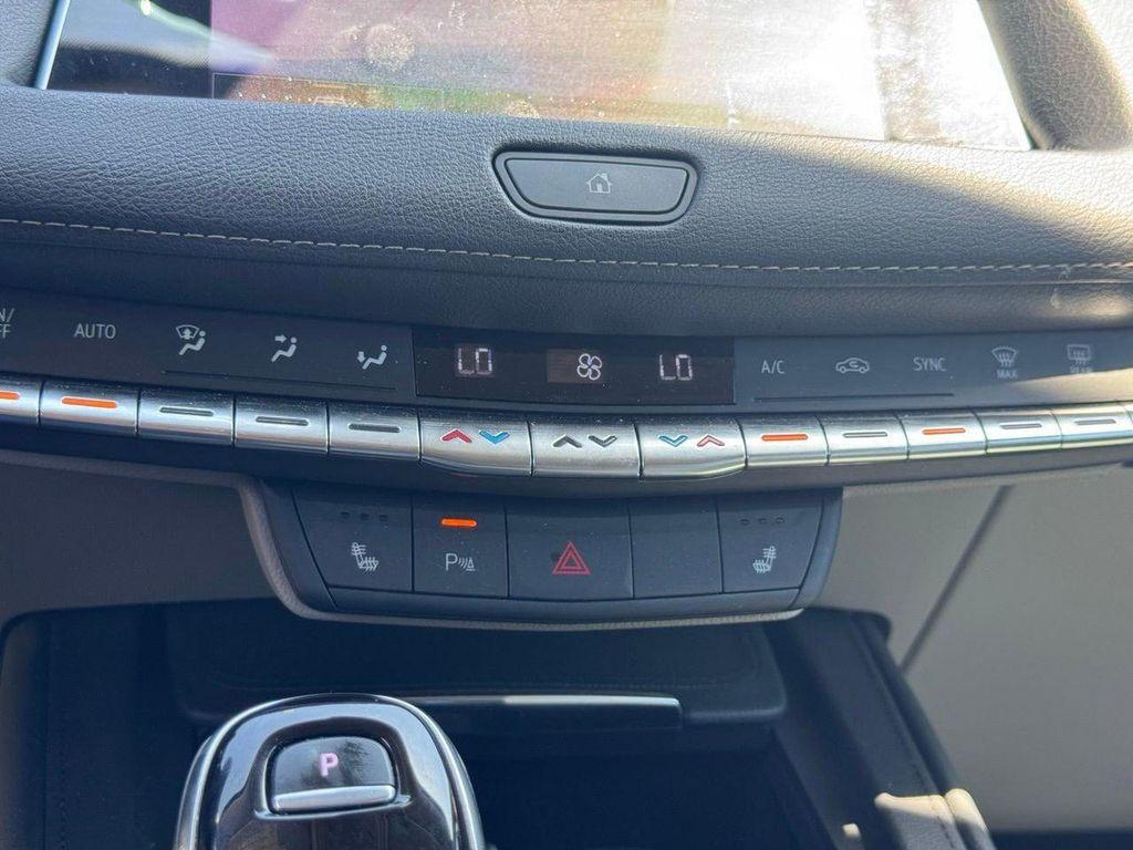 used 2023 Cadillac XT4 car