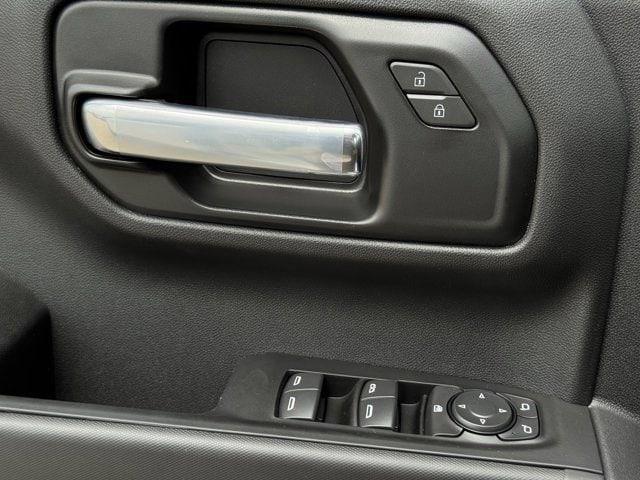 new 2026 Chevrolet Silverado 1500 car, priced at $43,015