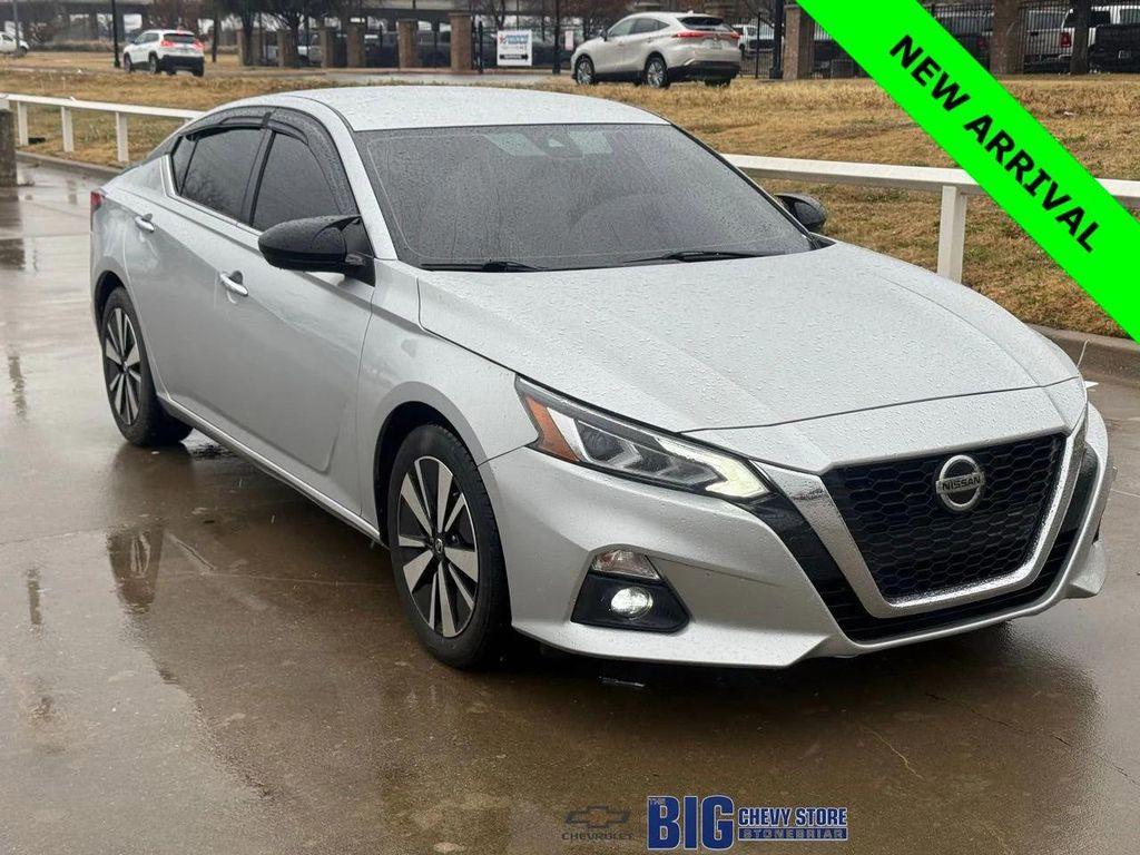 used 2022 Nissan Altima car, priced at $15,750