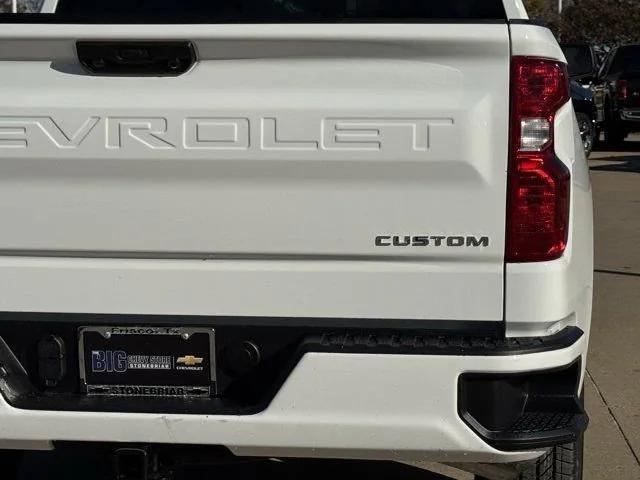 new 2026 Chevrolet Silverado 1500 car, priced at $33,995