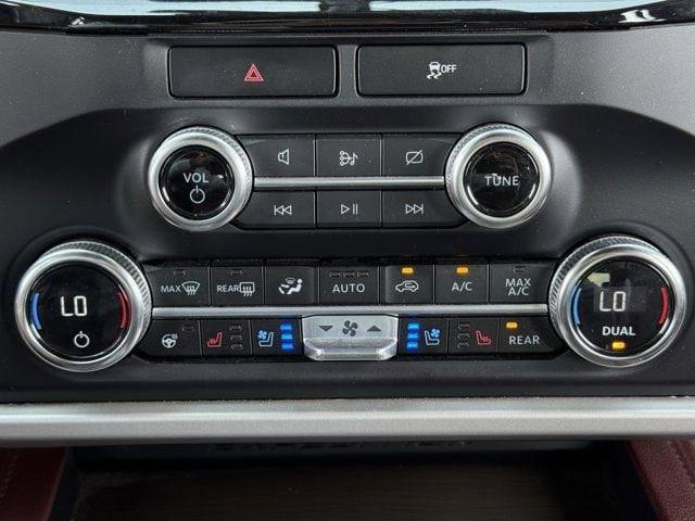 used 2023 Ford Expedition car, priced at $37,500