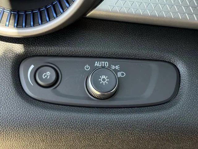 new 2026 Chevrolet Trax car, priced at $22,813