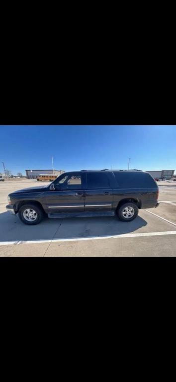 used 2003 Chevrolet Suburban car, priced at $6,555