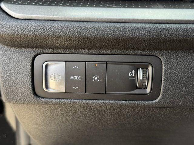 new 2026 Chevrolet Traverse car, priced at $39,263