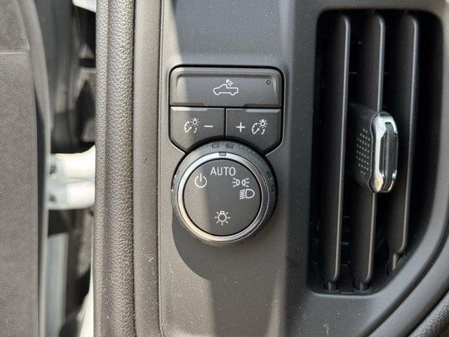 new 2026 Chevrolet Silverado 1500 car, priced at $33,995