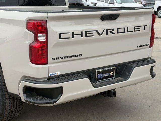 new 2026 Chevrolet Silverado 1500 car, priced at $35,820