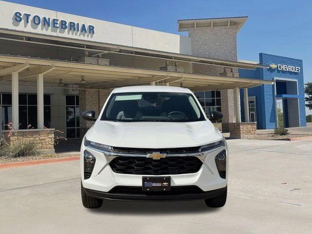 new 2026 Chevrolet Trax car, priced at $22,813
