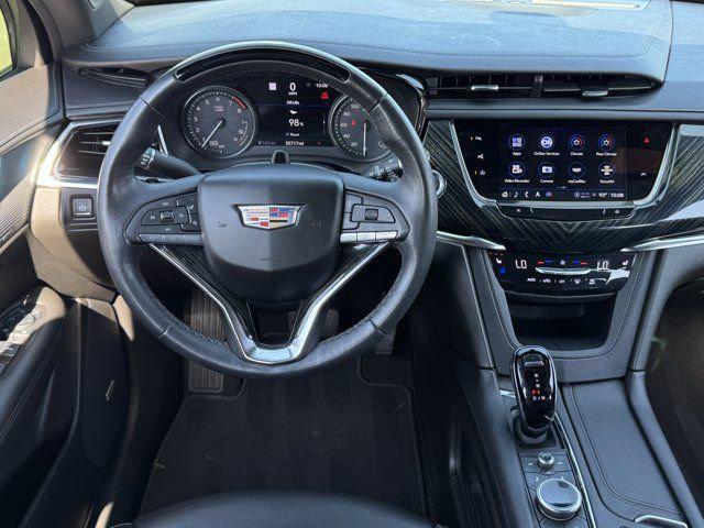 used 2023 Cadillac XT6 car, priced at $33,175