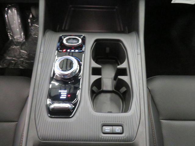 new 2026 Jeep Cherokee car, priced at $40,270