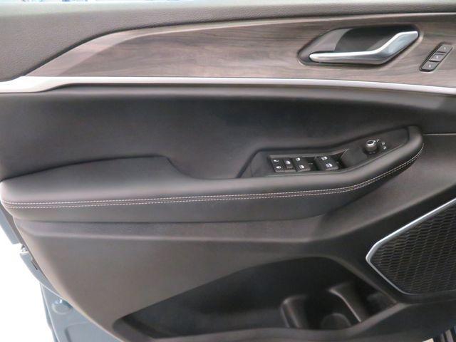 new 2026 Jeep Grand Cherokee car, priced at $45,255