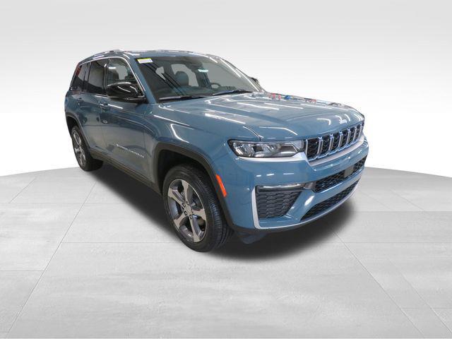 new 2026 Jeep Grand Cherokee car, priced at $45,255
