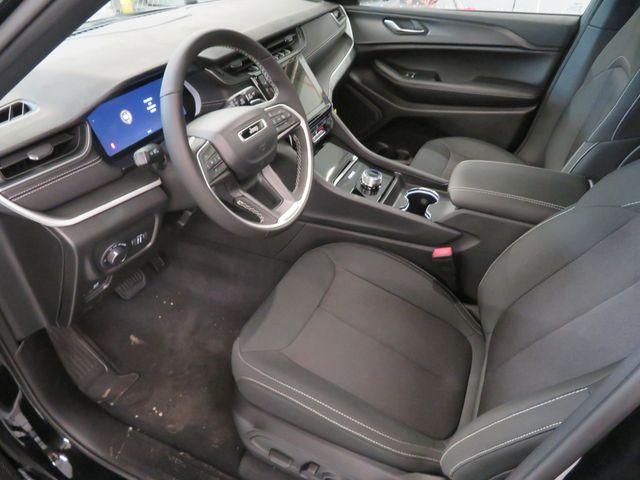 new 2024 Jeep Grand Cherokee car, priced at $40,559