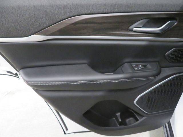 new 2026 Jeep Grand Cherokee car, priced at $45,255