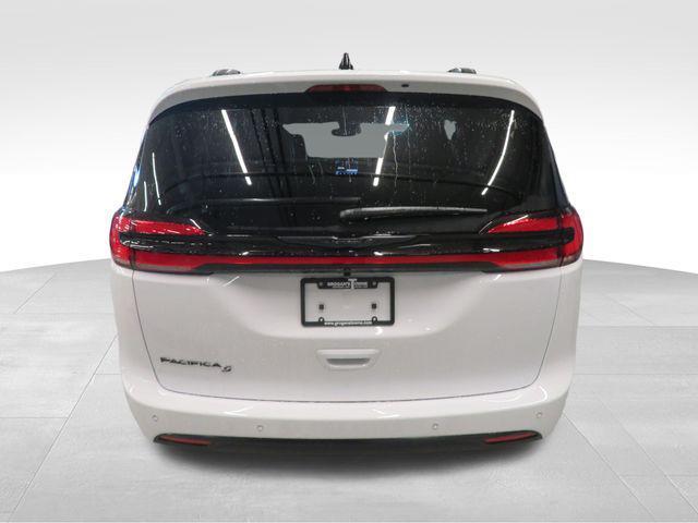 new 2026 Chrysler Pacifica car, priced at $41,517