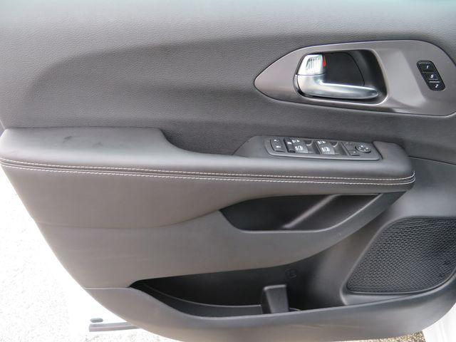 new 2026 Chrysler Pacifica car, priced at $39,514