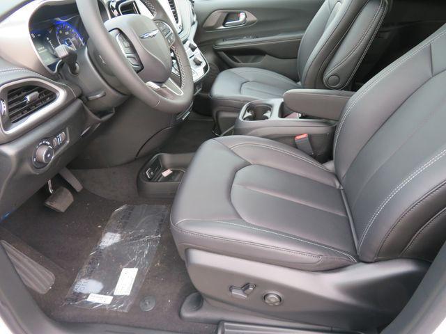 new 2026 Chrysler Pacifica car, priced at $39,514