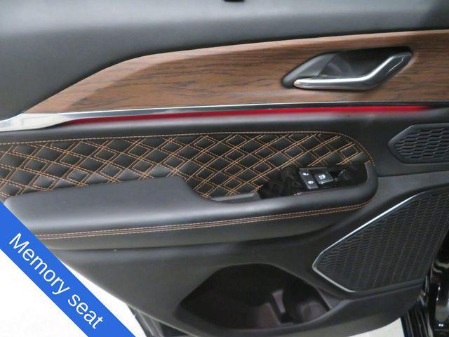 used 2024 Jeep Grand Cherokee car, priced at $38,395