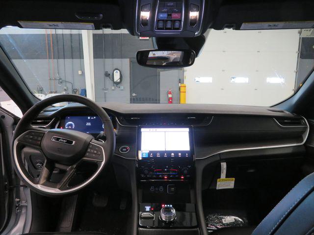 new 2024 Jeep Grand Cherokee car, priced at $51,304