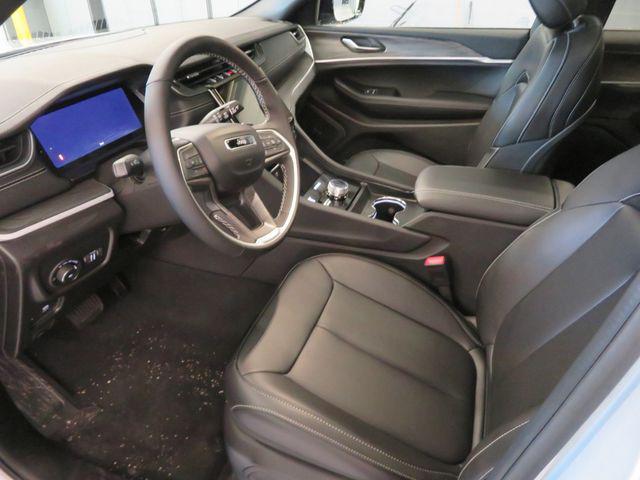 new 2024 Jeep Grand Cherokee car, priced at $51,304