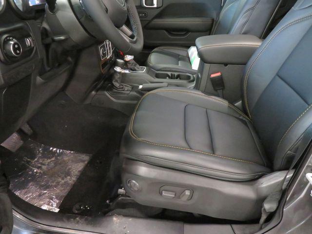 new 2026 Jeep Gladiator car, priced at $47,784