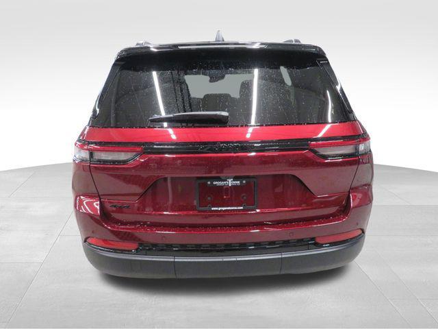 new 2025 Jeep Grand Cherokee car, priced at $48,273