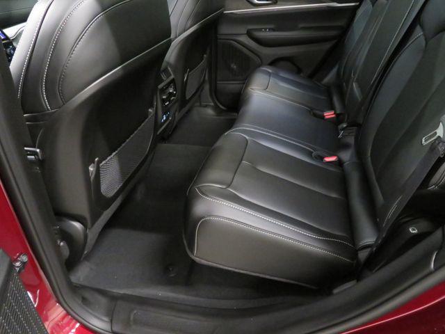 new 2025 Jeep Grand Cherokee car, priced at $48,273