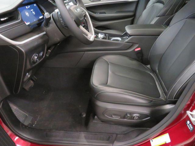 new 2025 Jeep Grand Cherokee car, priced at $48,273