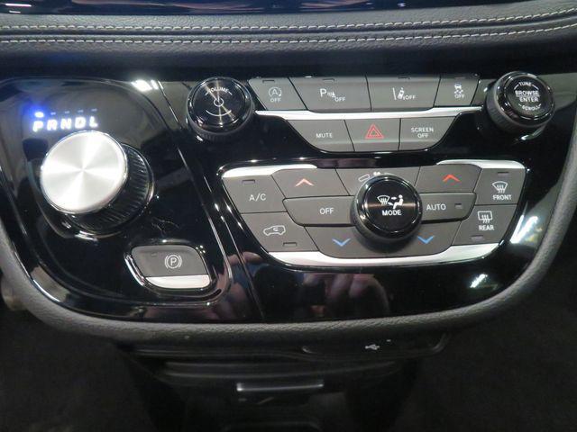 new 2026 Chrysler Pacifica car, priced at $43,776