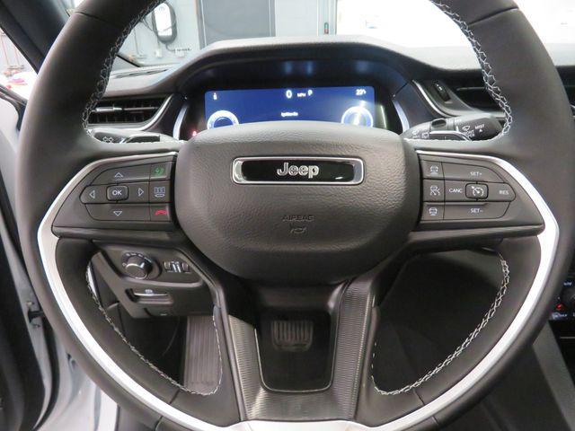 new 2025 Jeep Grand Cherokee L car, priced at $40,632