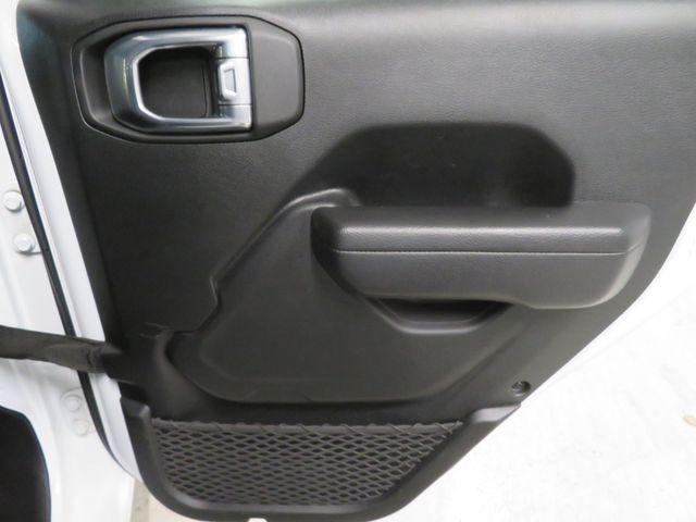 used 2022 Jeep Gladiator car, priced at $29,638