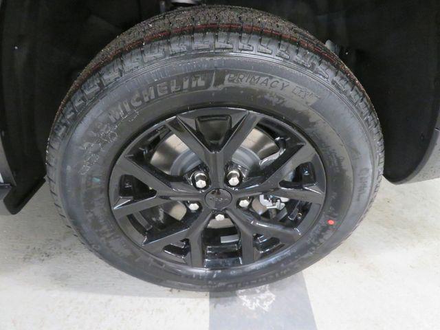 new 2025 Jeep Grand Cherokee L car, priced at $44,394