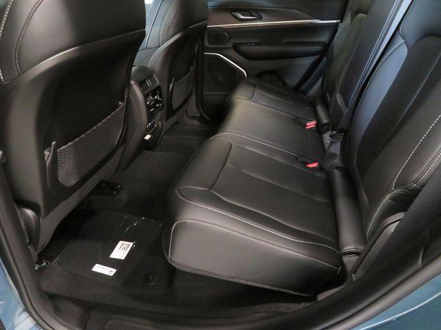 new 2026 Jeep Grand Cherokee car, priced at $43,726
