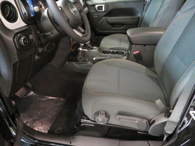 new 2026 Jeep Wrangler car, priced at $44,192