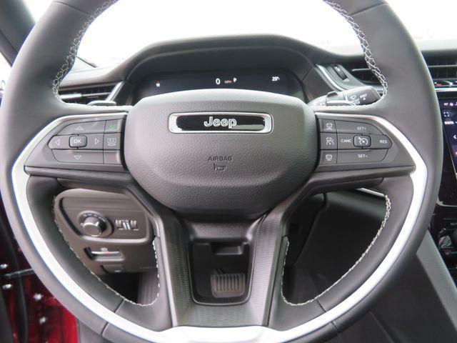 new 2025 Jeep Grand Cherokee car, priced at $40,596