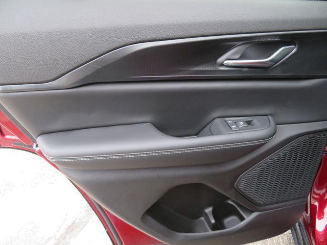 new 2025 Jeep Grand Cherokee car, priced at $40,596