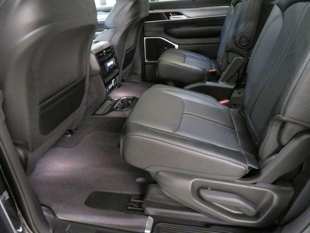 new 2026 Jeep Grand Wagoneer car, priced at $75,193