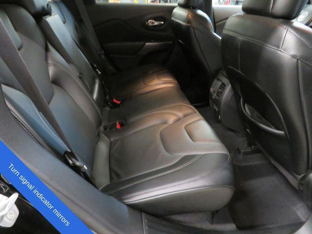 used 2022 Jeep Cherokee car, priced at $23,243