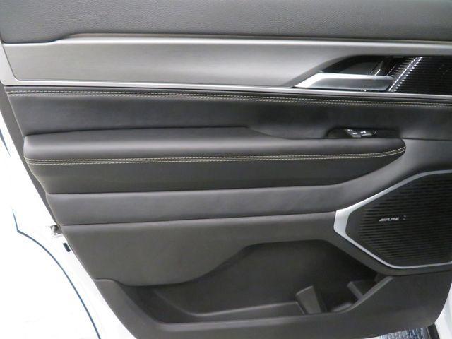 new 2026 Jeep Grand Wagoneer car, priced at $67,926