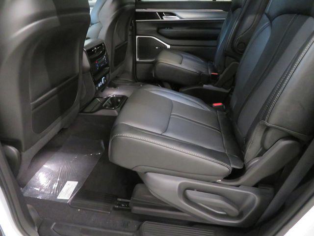 new 2026 Jeep Grand Wagoneer car, priced at $67,926