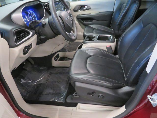 used 2023 Chrysler Pacifica car, priced at $23,645