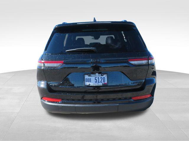 new 2025 Jeep Grand Cherokee car, priced at $44,954