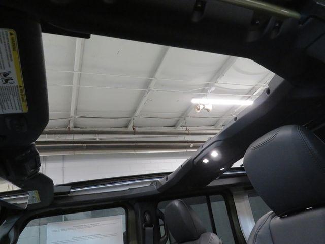 new 2025 Jeep Wrangler car, priced at $57,904