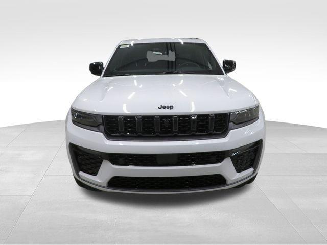 new 2026 Jeep Grand Cherokee car, priced at $50,500