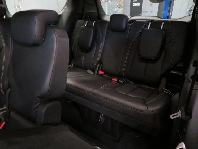 new 2026 Chrysler Pacifica car, priced at $40,386