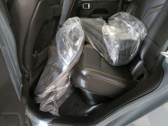 new 2026 Jeep Gladiator car, priced at $47,785